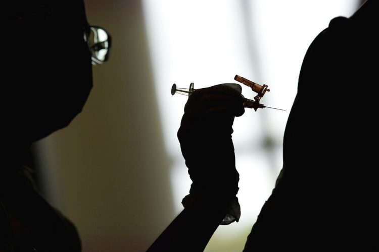 Thu. 9:41 a.m.: German lawmakers reject mandatory COVID shots for over 60s